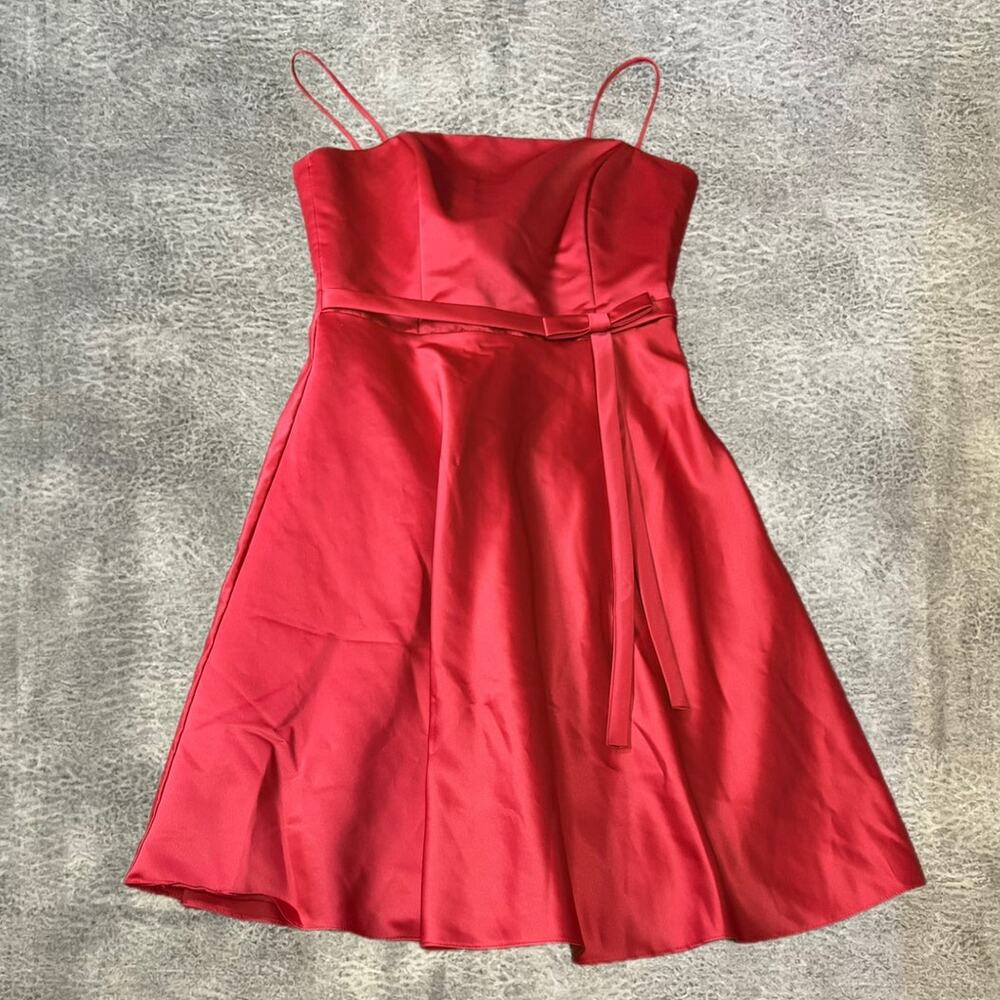 Red Satin Mini Sleeveless Structured Dress